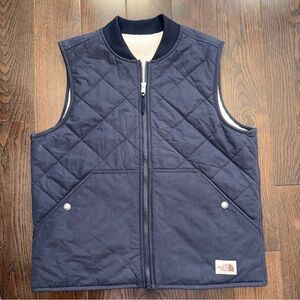 The North Face REVERSIBLE Women’s Quilted Vest